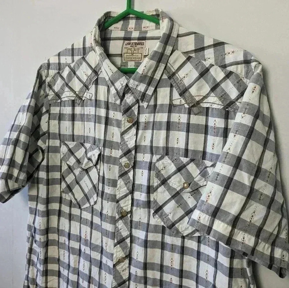 VINTAGE LEVI STRAUSS Size XL Women snap  buttom blouse short sleeves - Picture 2 of 9